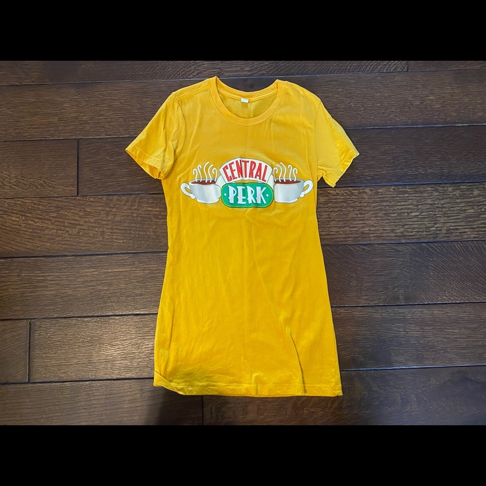 Friends Tee